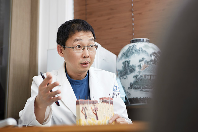 삼성점 김희중 원장.jpg